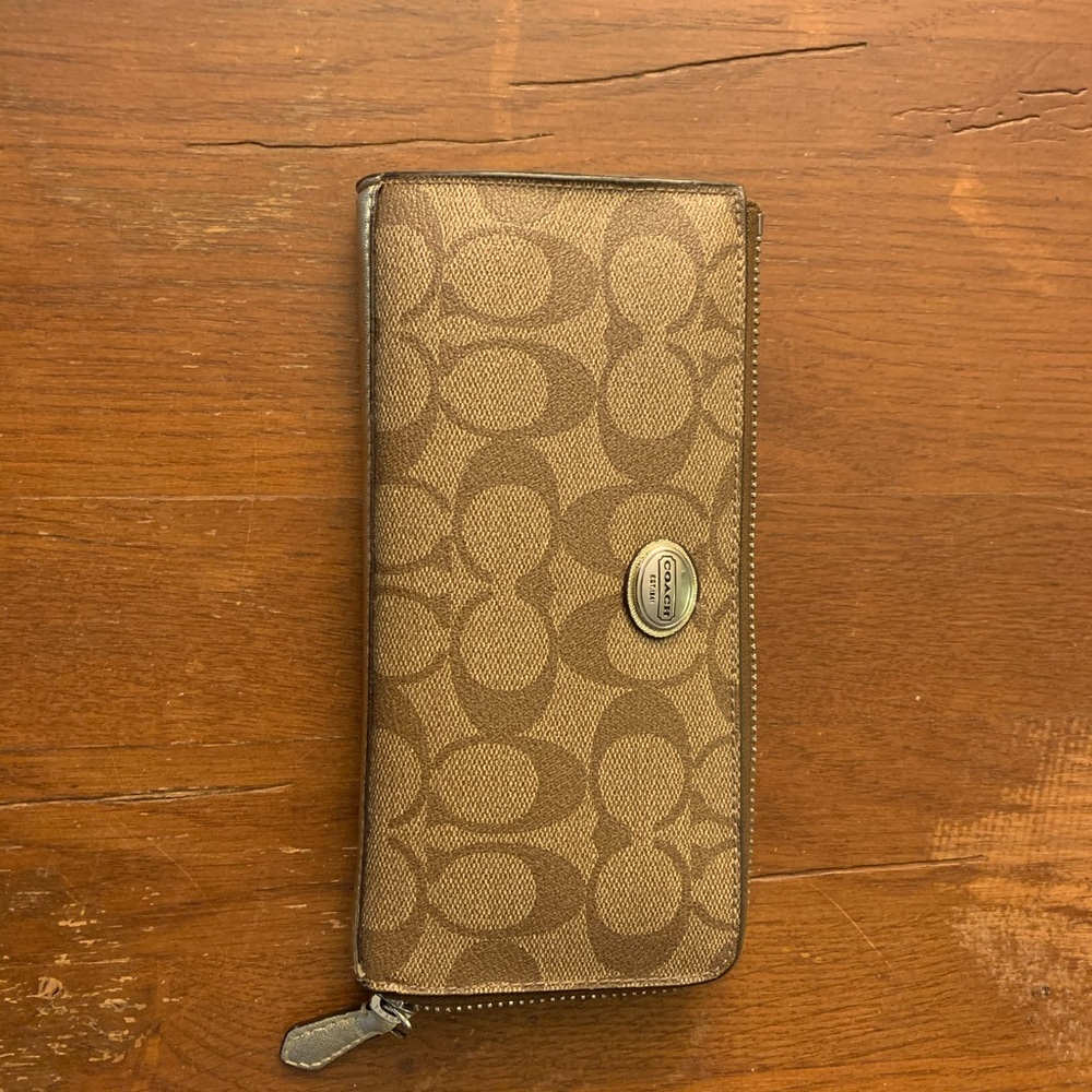 Coach zip wallet